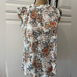 Lace blouse with ruffles size medium
